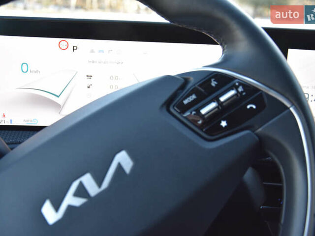 Серый Киа EV6, объемом двигателя 0 л и пробегом 73 тыс. км за 30700 $, фото 30 на Automoto.ua