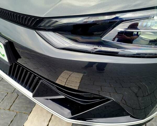 Сірий Кіа EV6, об'ємом двигуна 0 л та пробігом 29 тис. км за 22899 $, фото 3 на Automoto.ua