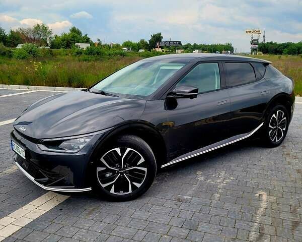 Сірий Кіа EV6, об'ємом двигуна 0 л та пробігом 29 тис. км за 22899 $, фото 8 на Automoto.ua