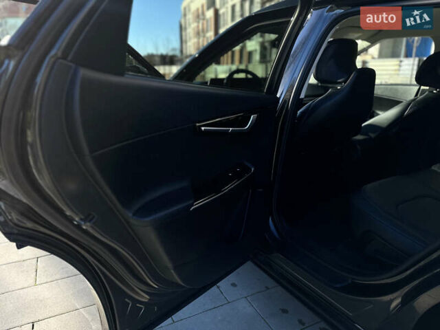 Сірий Кіа EV6, об'ємом двигуна 0 л та пробігом 188 тис. км за 25999 $, фото 45 на Automoto.ua