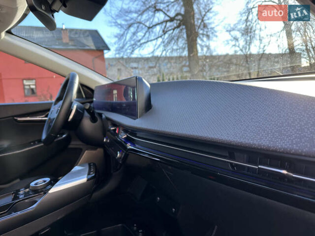 Сірий Кіа EV6, об'ємом двигуна 0 л та пробігом 188 тис. км за 25999 $, фото 51 на Automoto.ua