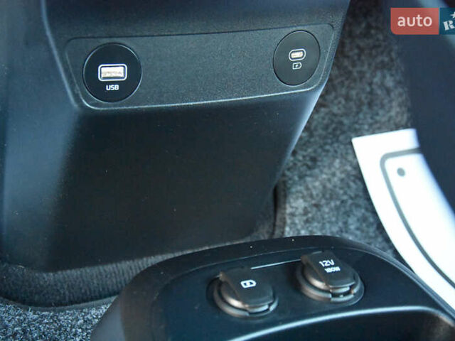 Серый Киа EV6, объемом двигателя 0 л и пробегом 73 тыс. км за 30700 $, фото 48 на Automoto.ua