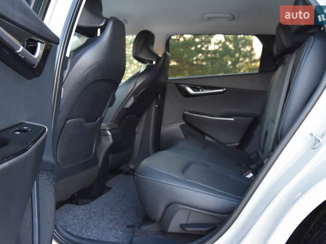 Серый Киа EV6, объемом двигателя 0 л и пробегом 73 тыс. км за 30700 $, фото 49 на Automoto.ua