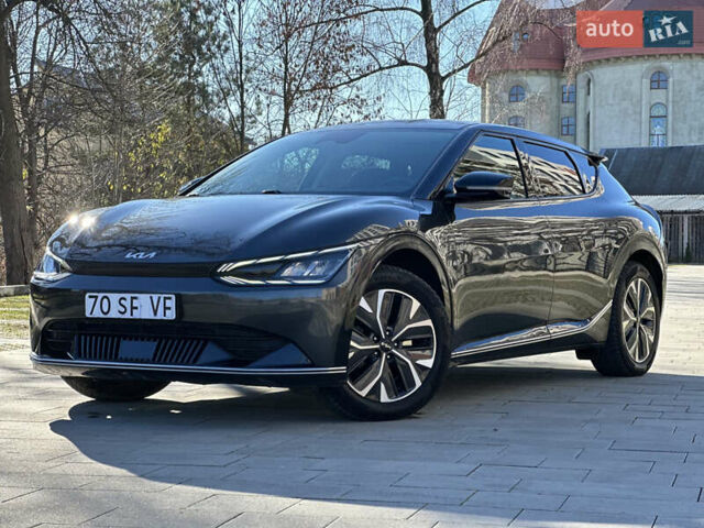 Сірий Кіа EV6, об'ємом двигуна 0 л та пробігом 150 тис. км за 26000 $, фото 7 на Automoto.ua