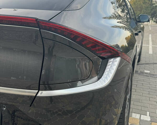Серый Киа EV6, объемом двигателя 0 л и пробегом 54 тыс. км за 27250 $, фото 12 на Automoto.ua