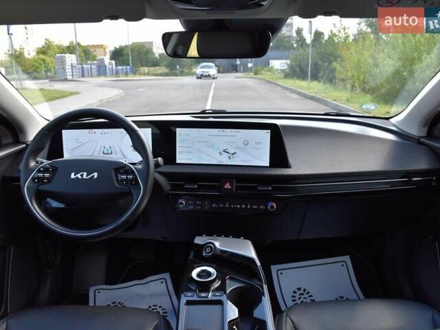 Серый Киа EV6, объемом двигателя 0 л и пробегом 164 тыс. км за 26800 $, фото 29 на Automoto.ua