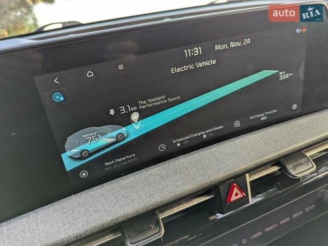 Сірий Кіа EV6, об'ємом двигуна 0 л та пробігом 140 тис. км за 23800 $, фото 23 на Automoto.ua