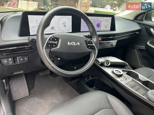 Серый Киа EV6, объемом двигателя 0 л и пробегом 91 тыс. км за 24900 $, фото 29 на Automoto.ua