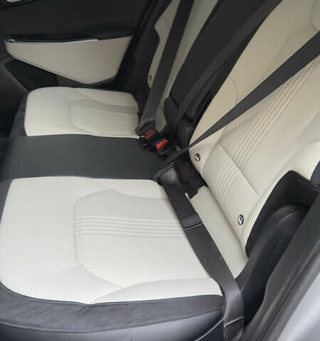 Серый Киа EV6, объемом двигателя 0 л и пробегом 32 тыс. км за 32200 $, фото 11 на Automoto.ua