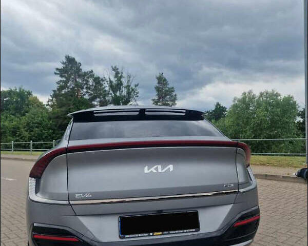 Серый Киа EV6, объемом двигателя 0 л и пробегом 62 тыс. км за 23700 $, фото 1 на Automoto.ua