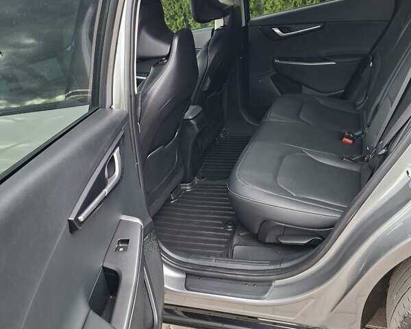 Серый Киа EV6, объемом двигателя 0 л и пробегом 120 тыс. км за 23500 $, фото 34 на Automoto.ua