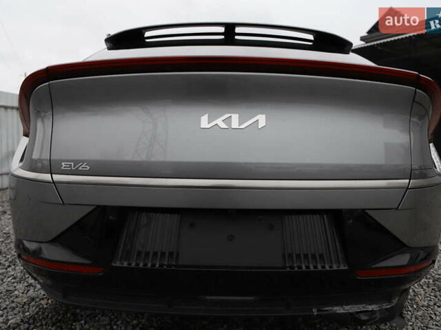 Сірий Кіа EV6, об'ємом двигуна 0 л та пробігом 67 тис. км за 15899 $, фото 6 на Automoto.ua