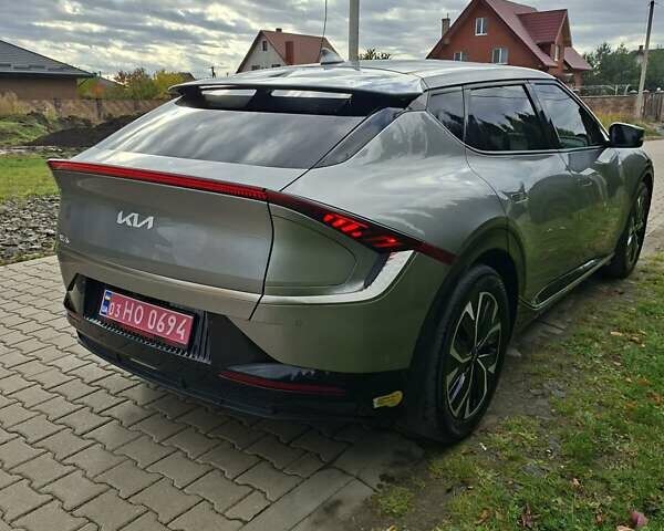 Серый Киа EV6, объемом двигателя 0 л и пробегом 120 тыс. км за 23500 $, фото 5 на Automoto.ua