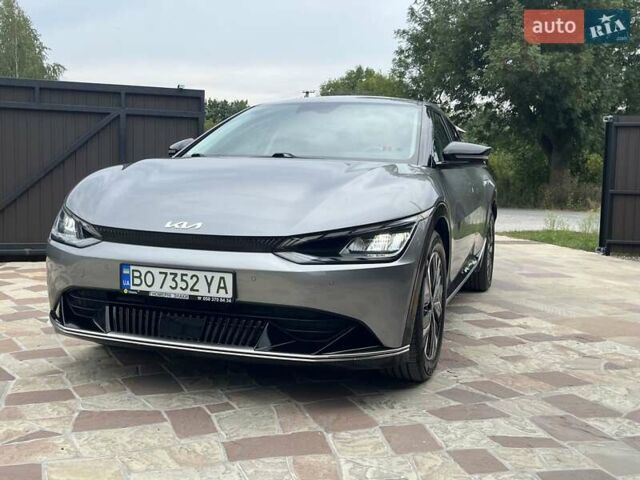 Серый Киа EV6, объемом двигателя 0 л и пробегом 91 тыс. км за 24900 $, фото 3 на Automoto.ua