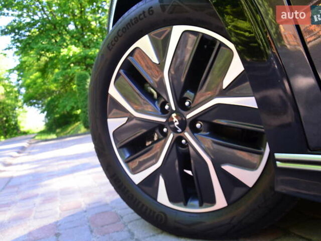 Серый Киа EV6, объемом двигателя 0 л и пробегом 76 тыс. км за 21850 $, фото 29 на Automoto.ua
