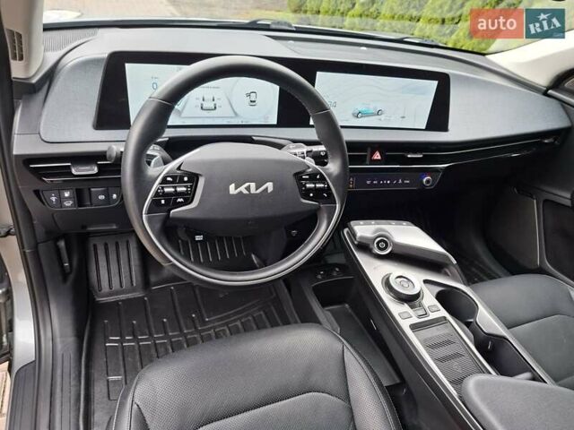 Серый Киа EV6, объемом двигателя 0 л и пробегом 120 тыс. км за 23500 $, фото 13 на Automoto.ua