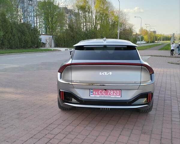 Серый Киа EV6, объемом двигателя 0 л и пробегом 18 тыс. км за 33000 $, фото 17 на Automoto.ua
