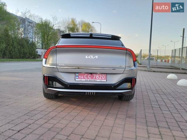 Серый Киа EV6, объемом двигателя 0 л и пробегом 18 тыс. км за 33000 $, фото 1 на Automoto.ua