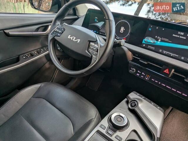 Сірий Кіа EV6, об'ємом двигуна 0 л та пробігом 140 тис. км за 23800 $, фото 47 на Automoto.ua