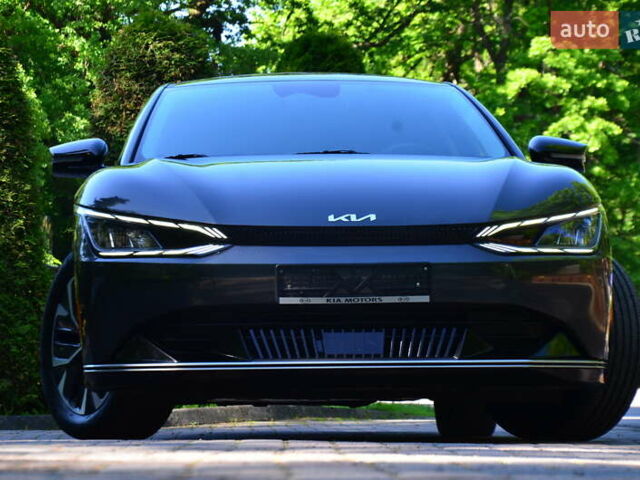 Серый Киа EV6, объемом двигателя 0 л и пробегом 76 тыс. км за 21850 $, фото 22 на Automoto.ua