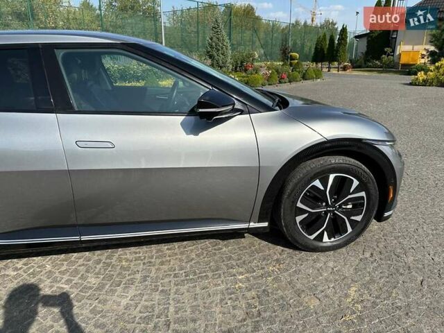 Серый Киа EV6, объемом двигателя 0 л и пробегом 47 тыс. км за 27999 $, фото 12 на Automoto.ua