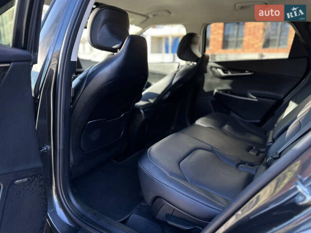 Сірий Кіа EV6, об'ємом двигуна 0 л та пробігом 150 тис. км за 26000 $, фото 44 на Automoto.ua