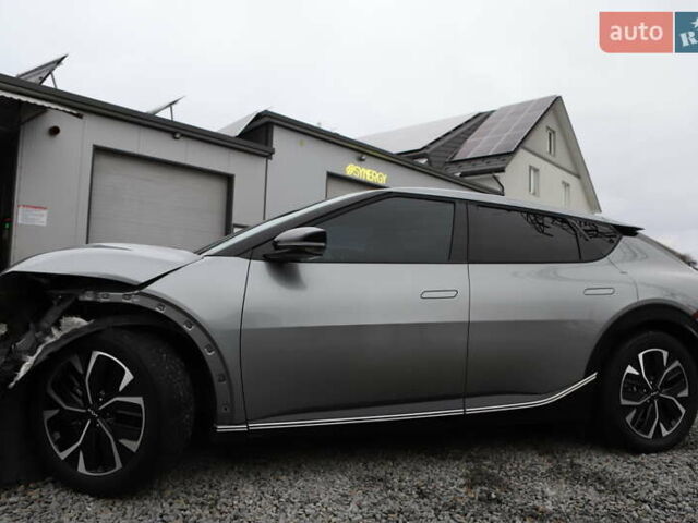 Сірий Кіа EV6, об'ємом двигуна 0 л та пробігом 67 тис. км за 15899 $, фото 2 на Automoto.ua