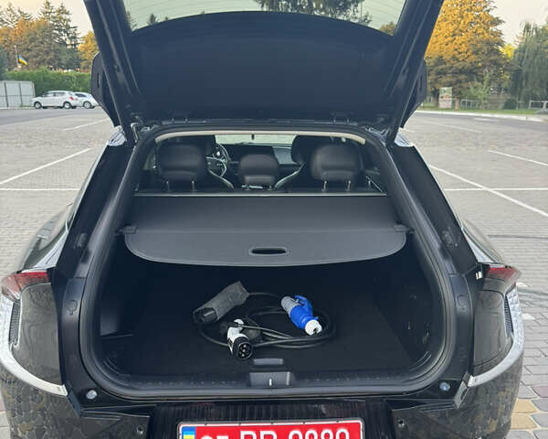 Серый Киа EV6, объемом двигателя 0 л и пробегом 54 тыс. км за 27250 $, фото 77 на Automoto.ua