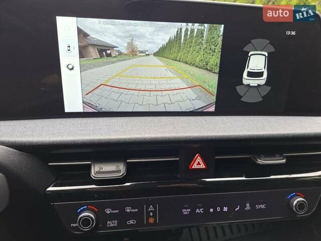 Серый Киа EV6, объемом двигателя 0 л и пробегом 120 тыс. км за 23500 $, фото 14 на Automoto.ua