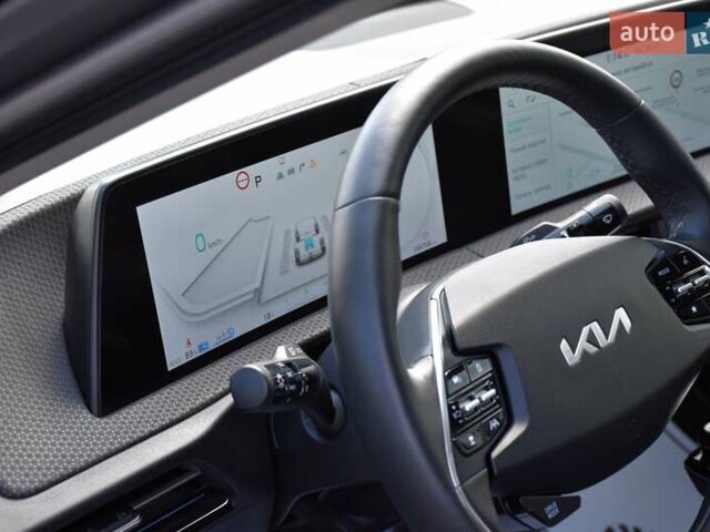 Серый Киа EV6, объемом двигателя 0 л и пробегом 164 тыс. км за 26800 $, фото 33 на Automoto.ua
