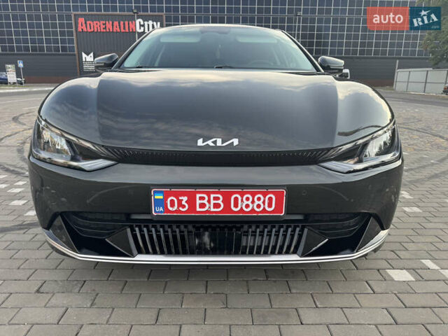 Серый Киа EV6, объемом двигателя 0 л и пробегом 54 тыс. км за 27250 $, фото 23 на Automoto.ua