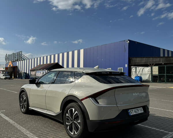 Сірий Кіа EV6, об'ємом двигуна 0 л та пробігом 14 тис. км за 22950 $, фото 10 на Automoto.ua