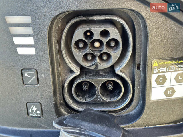 Сірий Кіа EV6, об'ємом двигуна 0 л та пробігом 150 тис. км за 26000 $, фото 27 на Automoto.ua