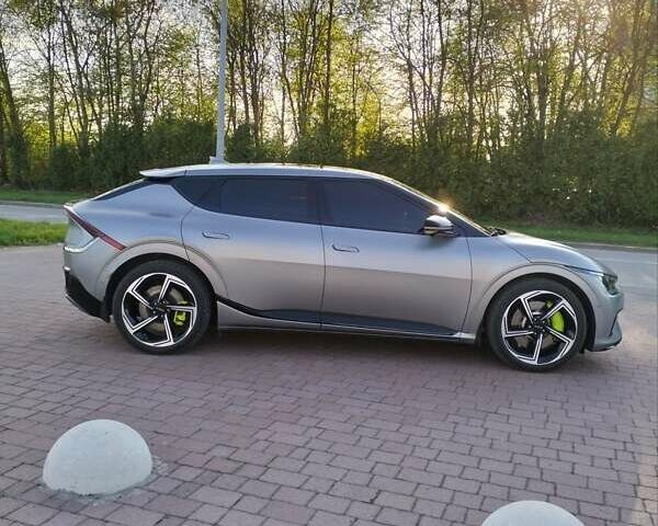 Серый Киа EV6, объемом двигателя 0 л и пробегом 18 тыс. км за 33000 $, фото 16 на Automoto.ua