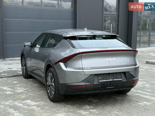 Сірий Кіа EV6, об'ємом двигуна 0 л та пробігом 109 тис. км за 24500 $, фото 5 на Automoto.ua