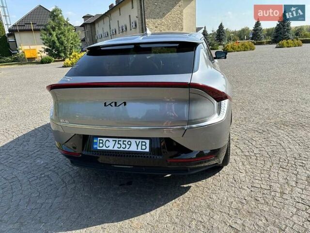 Серый Киа EV6, объемом двигателя 0 л и пробегом 47 тыс. км за 27999 $, фото 10 на Automoto.ua