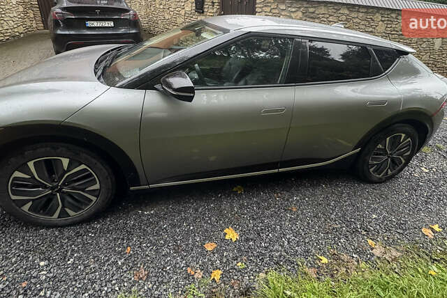 Сірий Кіа EV6, об'ємом двигуна 0 л та пробігом 169 тис. км за 20800 $, фото 2 на Automoto.ua