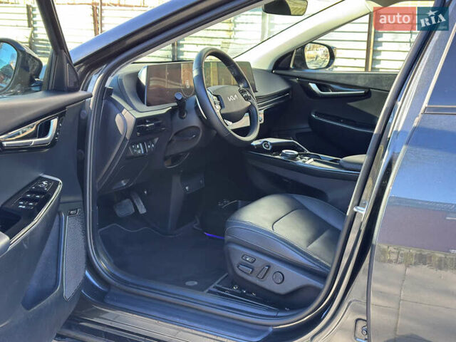 Сірий Кіа EV6, об'ємом двигуна 0 л та пробігом 150 тис. км за 26000 $, фото 31 на Automoto.ua