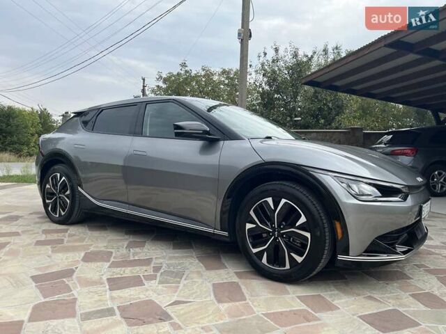 Серый Киа EV6, объемом двигателя 0 л и пробегом 91 тыс. км за 24900 $, фото 6 на Automoto.ua