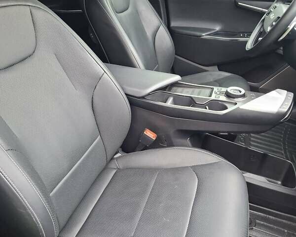 Серый Киа EV6, объемом двигателя 0 л и пробегом 120 тыс. км за 23500 $, фото 30 на Automoto.ua