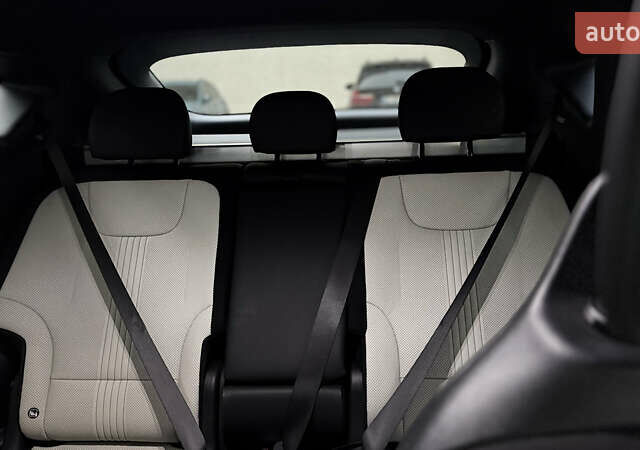 Серый Киа EV6, объемом двигателя 0 л и пробегом 32 тыс. км за 32200 $, фото 7 на Automoto.ua