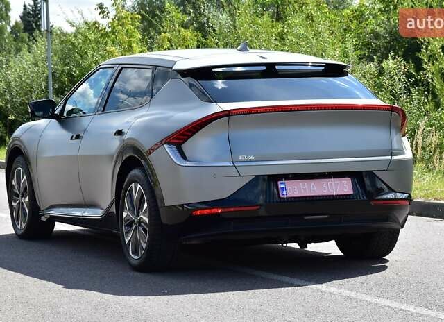 Серый Киа EV6, объемом двигателя 0 л и пробегом 164 тыс. км за 26800 $, фото 10 на Automoto.ua