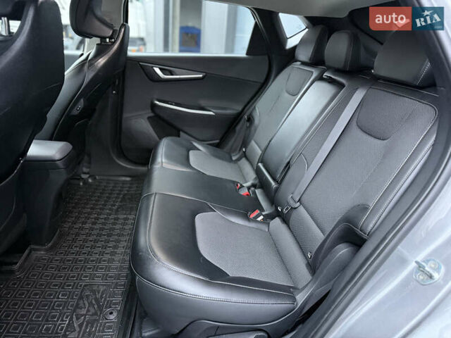 Сірий Кіа EV6, об'ємом двигуна 0 л та пробігом 109 тис. км за 24500 $, фото 8 на Automoto.ua