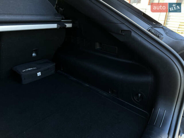 Сірий Кіа EV6, об'ємом двигуна 0 л та пробігом 150 тис. км за 26000 $, фото 61 на Automoto.ua