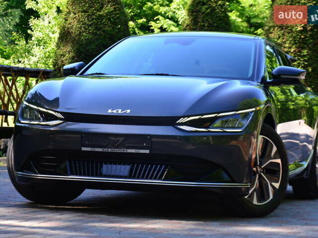 Серый Киа EV6, объемом двигателя 0 л и пробегом 76 тыс. км за 21850 $, фото 12 на Automoto.ua