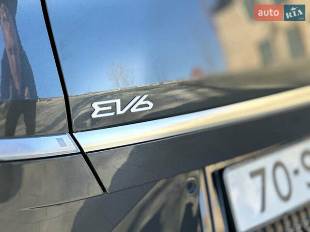 Сірий Кіа EV6, об'ємом двигуна 0 л та пробігом 150 тис. км за 26000 $, фото 18 на Automoto.ua