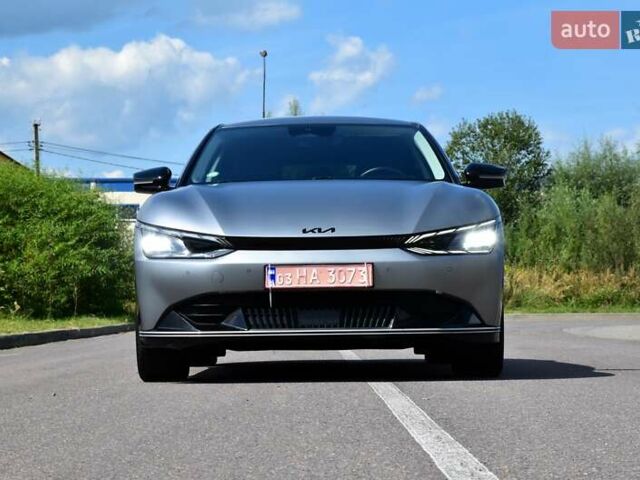 Серый Киа EV6, объемом двигателя 0 л и пробегом 164 тыс. км за 26800 $, фото 5 на Automoto.ua