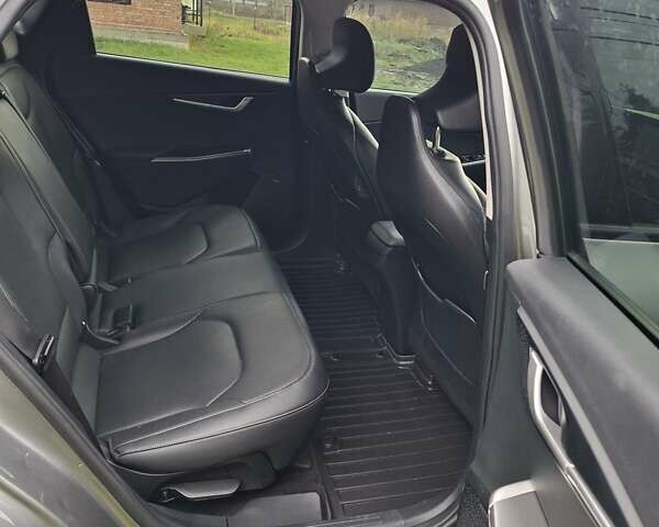 Серый Киа EV6, объемом двигателя 0 л и пробегом 120 тыс. км за 23500 $, фото 31 на Automoto.ua