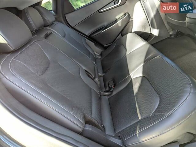 Сірий Кіа EV6, об'ємом двигуна 0 л та пробігом 140 тис. км за 23800 $, фото 36 на Automoto.ua
