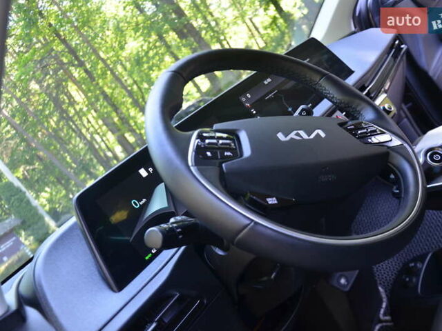 Серый Киа EV6, объемом двигателя 0 л и пробегом 76 тыс. км за 21850 $, фото 35 на Automoto.ua